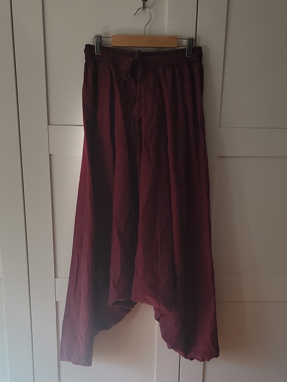 ❄️3/$30 Flowy Harem Low Crotch Boomerang Pants in Deep Burgundy